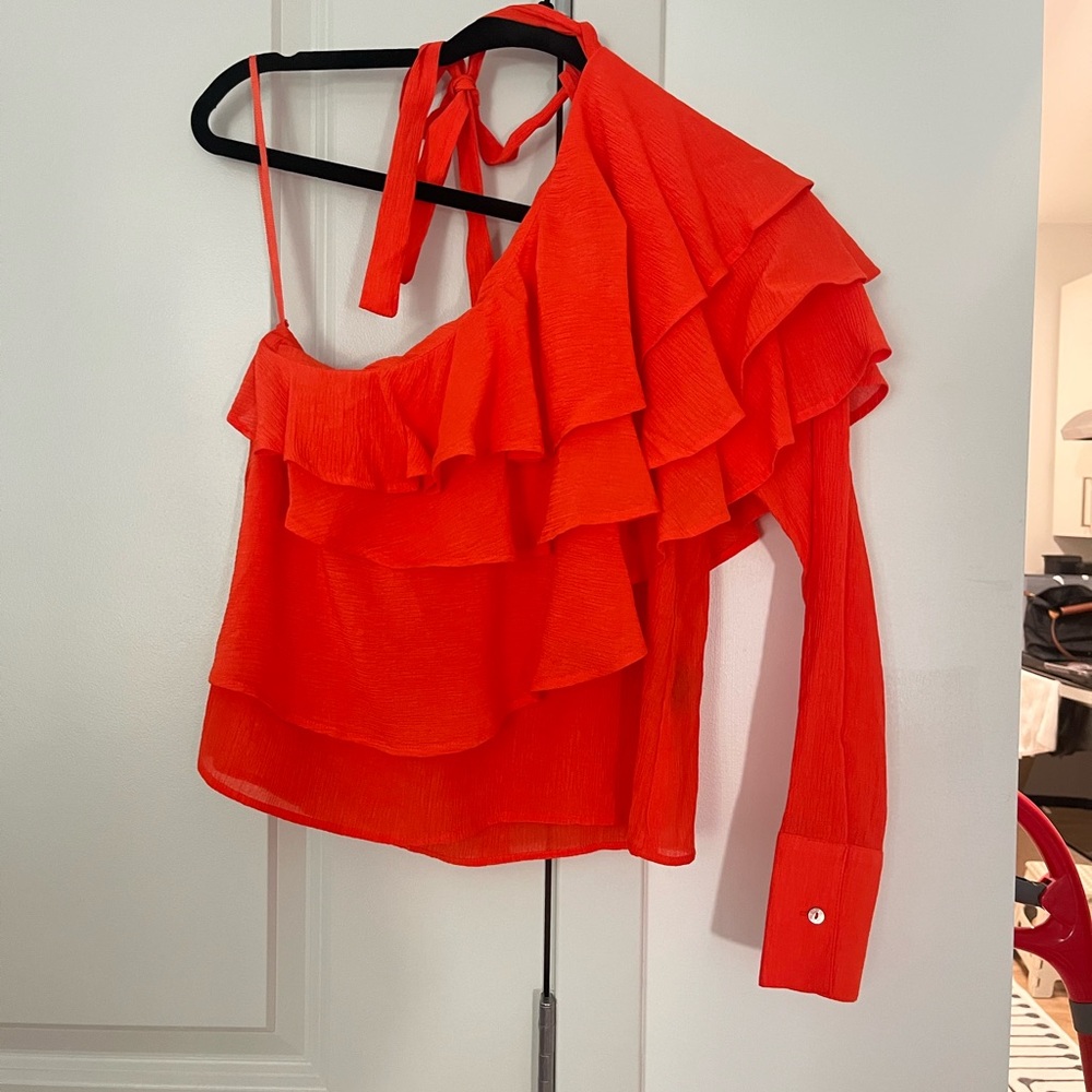 NWT Line & Dot One Shoulder Ruffle Top size - S